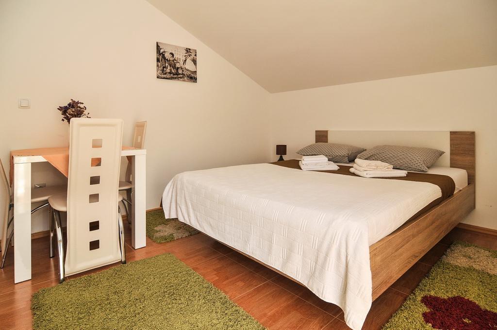 Apartmani P&M Tivat Exterior photo